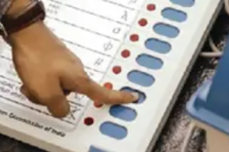 Political : दिल्ली में कल लोकसभा चुनाव मतदान 20