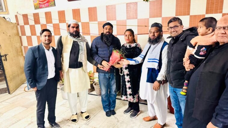 41 नंबर वार्ड से जीते हुए पार्षद शबनम पति अयूब खान के आप में आने से मुस्लिम समाज में खुशी : अकबर अली  