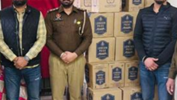 चंडीगढ़ से जालंधर लाई जा रही भारी मात्रा में अवैध शराब जब्त