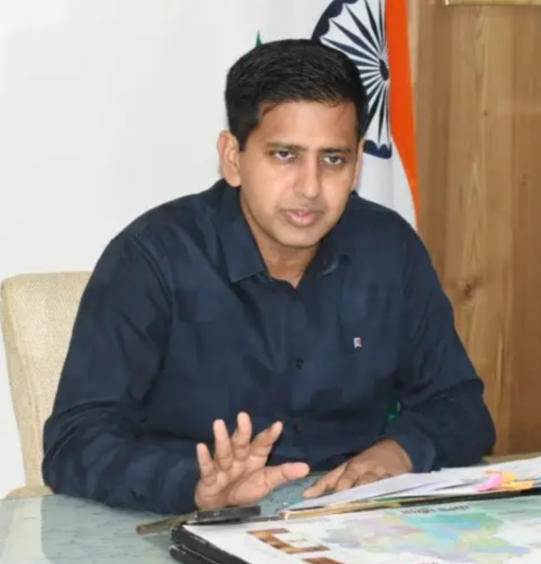 चुनाव वाले दिन 21 दिसंबर को शराब के ठेके बंद रखने के आदेश चुनाव वाले दिन 21 दिसंबर को शराब के ठेके बंद रखने के आदेश