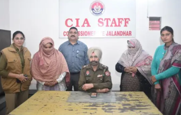 कमिश्नरेट पुलिस ने दो वांछित संदिग्धों महिला को किया गिरफ्तार