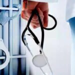 Fake Doctor Arrested: नकली डॉक्टरों का पर्दाफाश, जानें कैसे हो रहे हैं बड़े खुलासे! Fake Doctor Arrested: नकली डॉक्टरों का पर्दाफाश, जानें कैसे हो रहे हैं बड़े खुलासे!