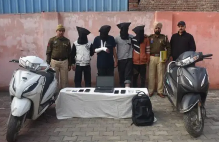 कमिश्नरेट पुलिस के थाना एक ने लूट व चोरी के मामले में चार लोगों को किया गिरफ्तार