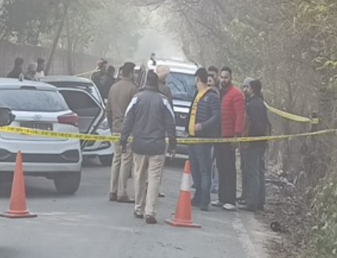 जालंधर में पुलिस और लॉरेंस बिश्नोई के गुर्गों के बीच फायरिंग जालंधर में पुलिस और लॉरेंस बिश्नोई के गुर्गों के बीच फायरिंग