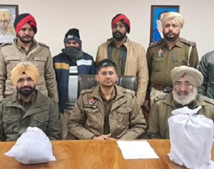 25 करोड़ की Heroin सहित तस्कर काबू 25 करोड़ की Heroin सहित तस्कर काबू