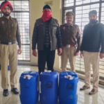 अवैध शराब की 15 पेटी बरामद कर आरोपी गिरफ्तार अवैध शराब की 15 पेटी बरामद कर आरोपी गिरफ्तार