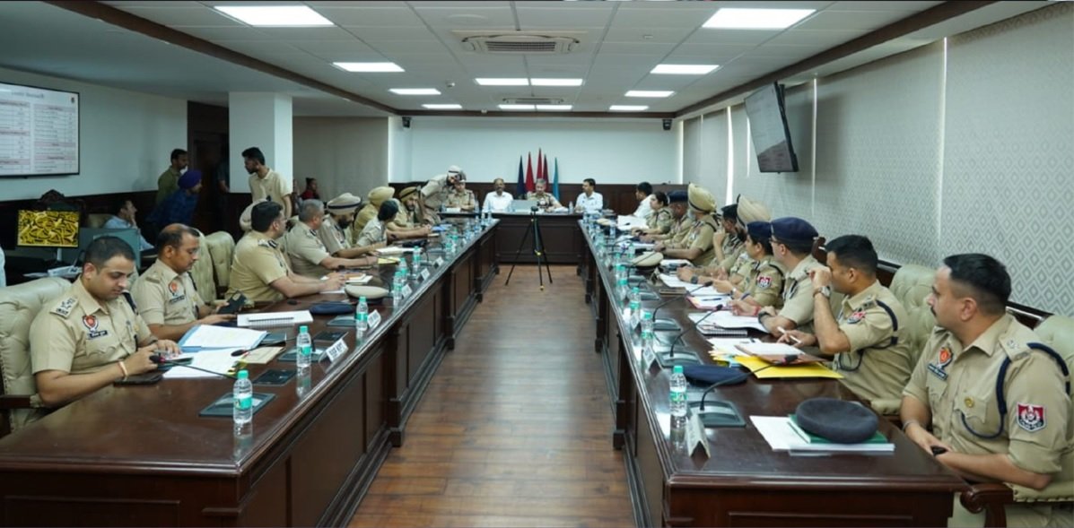 पंजाब DGP के अधिकारियों को सख्त आदेश पंजाब DGP के अधिकारियों को सख्त आदेश