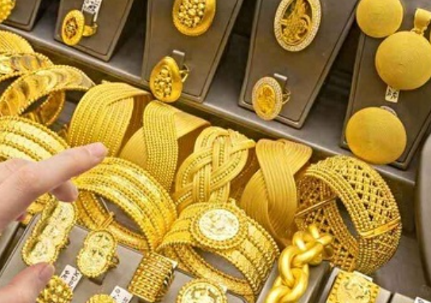 Gold खरीदने वालों के लिए खुशखबरी