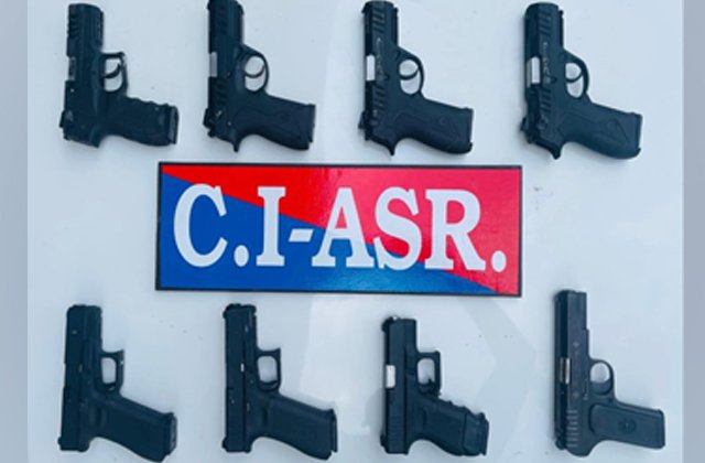 पंजाब पुलिस ने 2 इंटरनेशनल Smgglers किए काबू पंजाब पुलिस ने 2 इंटरनेशनल Smgglers किए काबू