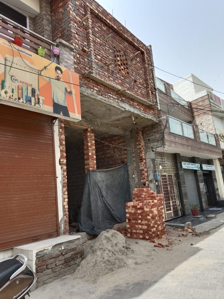 नगर निगम, के अधिकारों के पकड़े जाने के बाद भी नगर निगम रिश्वतखोरी जोरो पर