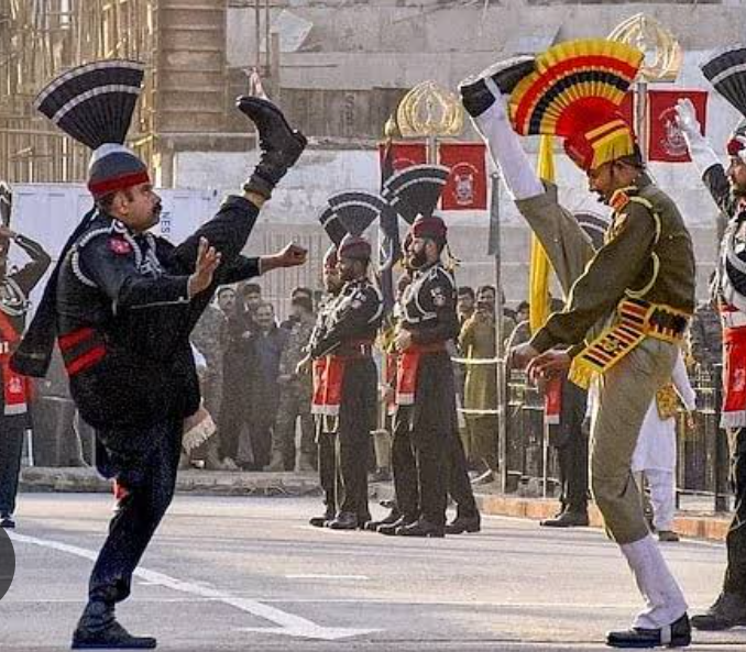 भारत-पाक सरहद पर रिट्रीट सेरेमनी के समय में बदलाव भारत-पाक सरहद पर रिट्रीट सेरेमनी के समय में बदलाव