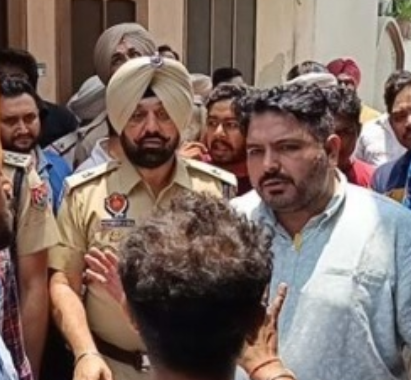 Jalandhar : पुलिस ने घेर लिया यह इलाका Jalandhar : पुलिस ने घेर लिया यह इलाका
