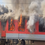पंजाब में यात्रियों से भरी Train में लगी आग पंजाब में यात्रियों से भरी Train में लगी आग