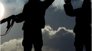 हैंड ग्रेनेड के साथ 3 आतंकी गिरफ्तार