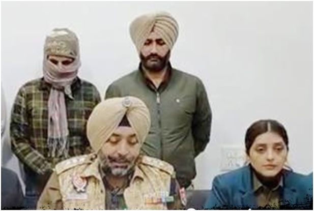 ATM बदल कर ठगी करने वाला आरोपी गिरफ्तार