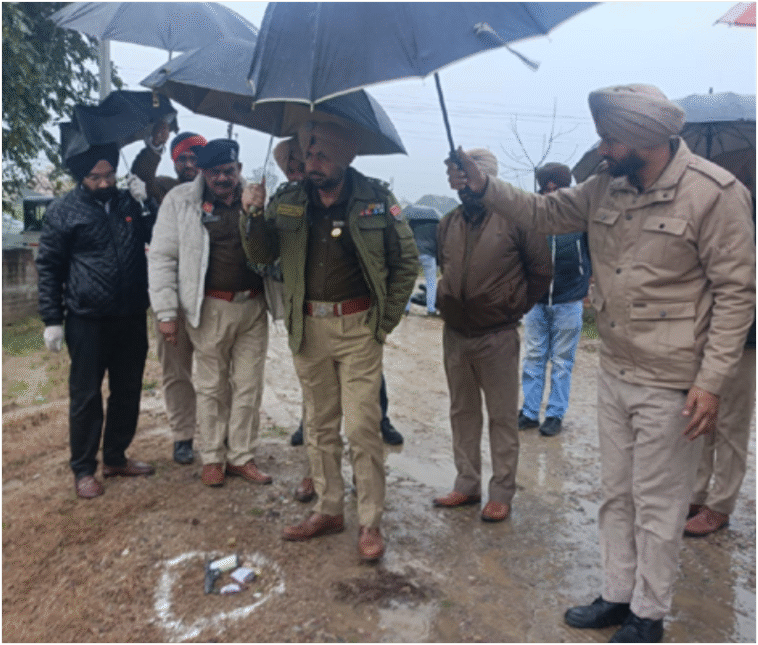 Jalandhar में बारिश के बीच पुलिस व शूटर में Encounter Jalandhar में बारिश के बीच पुलिस व शूटर में Encounter