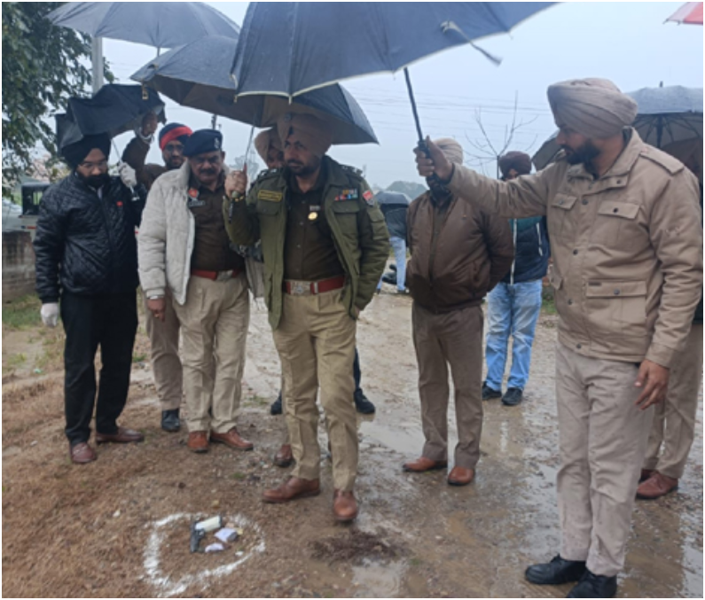 Jalandhar में बारिश के बीच पुलिस व शूटर में Encounter
