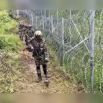 BSF ने पाकिस्तानी घुसपैठिया किया ढेर BSF ने पाकिस्तानी घुसपैठिया किया ढेर