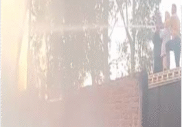 Jalandhar : रिहायशी इलाके में गोदाम में भीषण आग