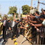 National : सख्त सुरक्षा व्यवस्था के बीच राष्ट्रपति ने रुकवाया काफिला National : सख्त सुरक्षा व्यवस्था के बीच राष्ट्रपति ने रुकवाया काफिला