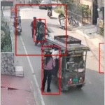 जालंधर में सरेआम मनी एक्सचेंजर से लूट जालंधर में सरेआम मनी एक्सचेंजर से लूट