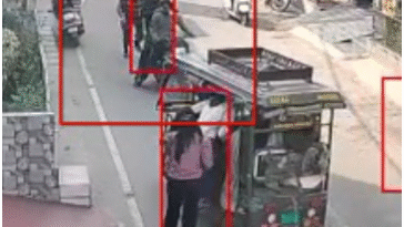 जालंधर में सरेआम मनी एक्सचेंजर से लूट