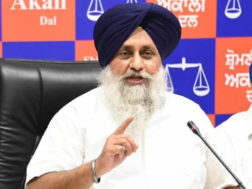 Punjab: नानकसर संतों की सुरक्षा हटाने पर बवाल Punjab: नानकसर संतों की सुरक्षा हटाने पर बवाल