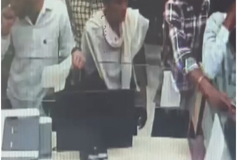 PNB बैंक में दिन-दहाड़े वारदात