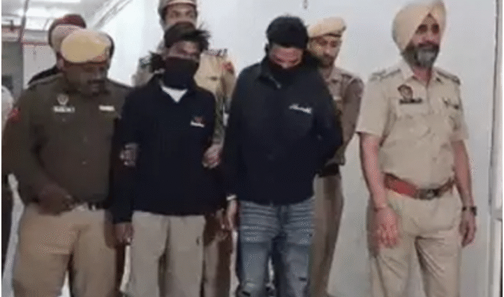 AK-47 समेत कई हथियार बरामद