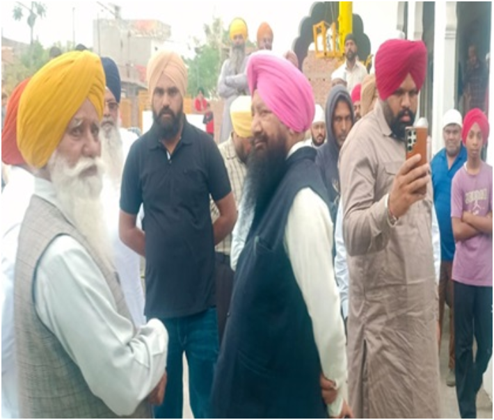 AAP नेता पर लगे बेअदबी की कोशिश के आरोप! AAP नेता पर लगे बेअदबी की कोशिश के आरोप!