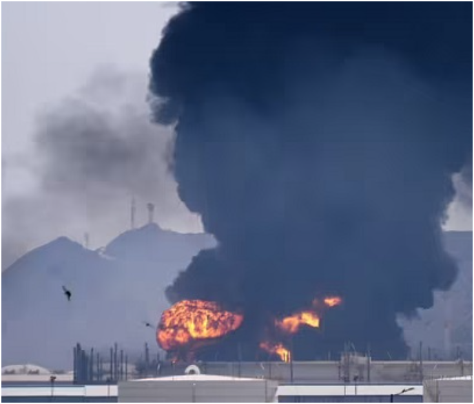 ईरान का दुबई में US ठिकानों पर हमला ईरान का दुबई में US ठिकानों पर हमला