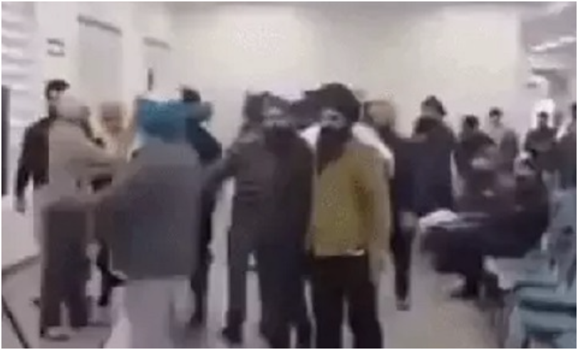 Canada के गुरुद्वारा साहिब में गरमाया माहौल