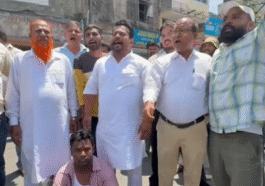 जालंधर में पार्षद के घर के बाहर हंगामा