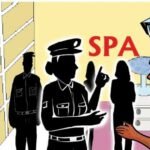 मशहूर स्पा सेंटर पर पुलिस की Raid मशहूर स्पा सेंटर पर पुलिस की Raid