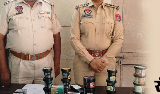 Jalandhar : मोता सिंह नगर में पुलिस का छापा