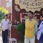 चंडीगढ़ में फिर स्कूलों को बम से उड़ाने की धमकी चंडीगढ़ में फिर स्कूलों को बम से उड़ाने की धमकी