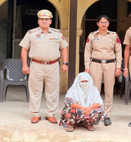 नशे के खिलाफ पुलिस की कार्रवाई नशे के खिलाफ पुलिस की कार्रवाई